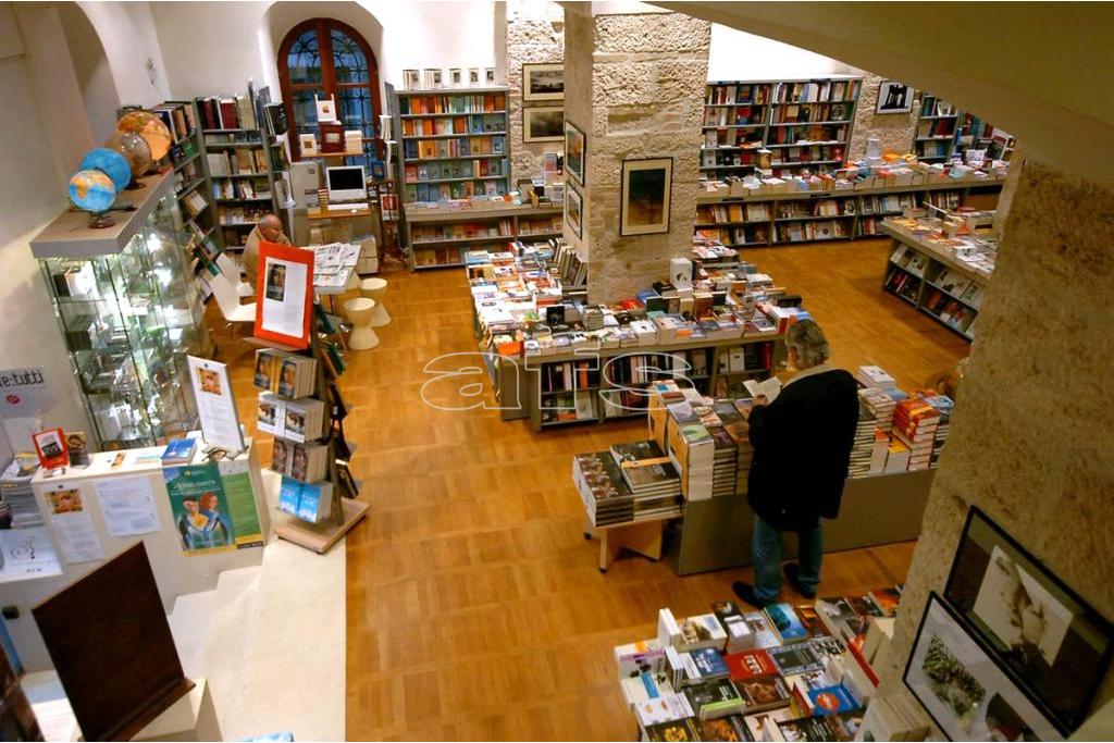 Alla libreria Rinascita la mostra dedicata a Giovanni Tranquilli: “Ascoli Piceno, il Giappone d'Italia”